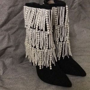 AZALEA WANG Stiletto Pearl Boot in Black